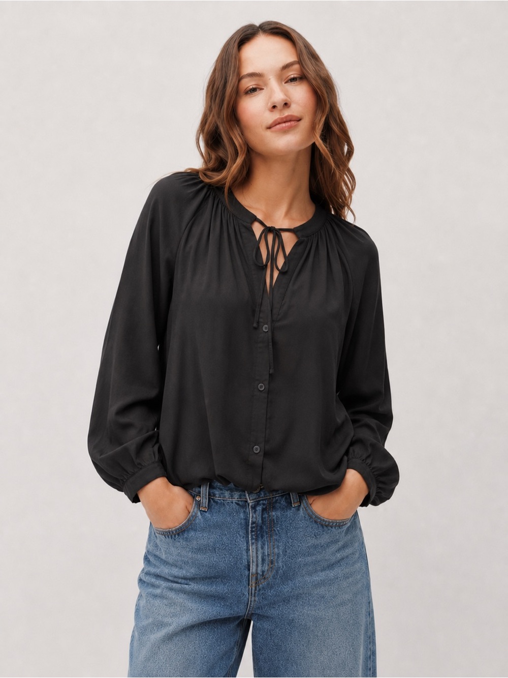 Bella Dahl Women’s Black Tie-Neck Raglan Blouse | Button Up | Size Large